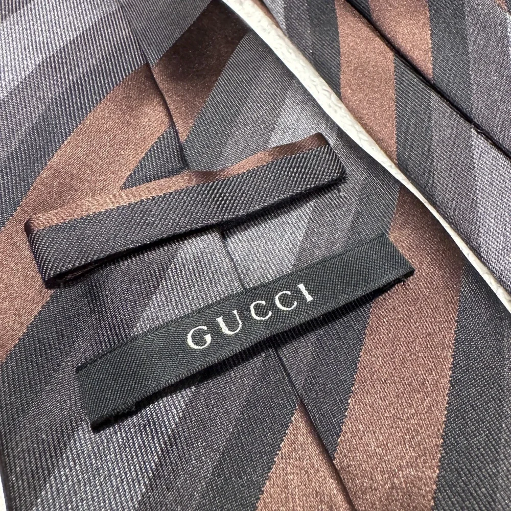 Gucci Tie Black Gray Brown Diagonal Stripe Italy Silk Monogram Designer Grunge
